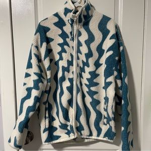 men’s blue wavy jacket